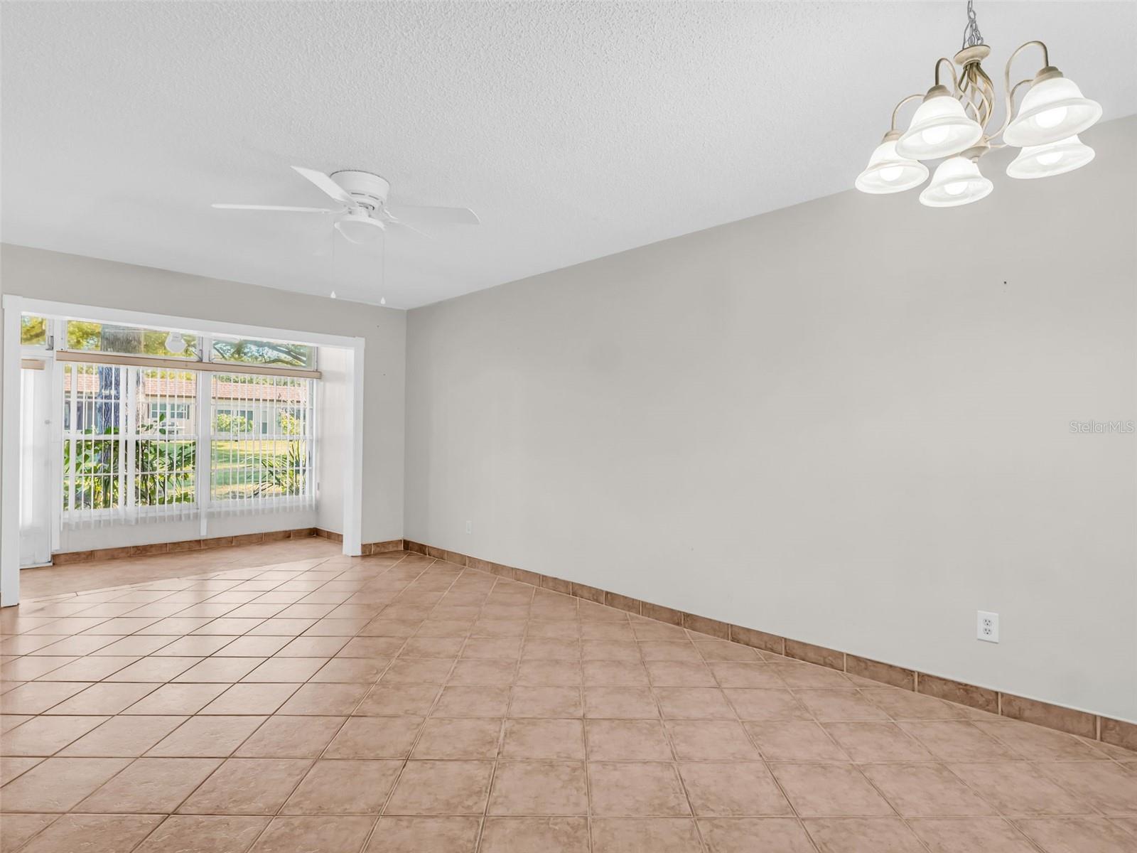 HIGHLAND LAKES MISSION GROVE CONDO - Residential