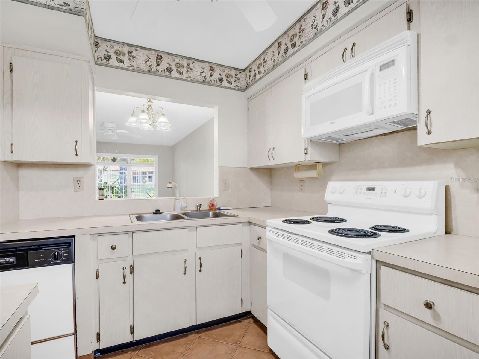 HIGHLAND LAKES MISSION GROVE CONDO - Residential