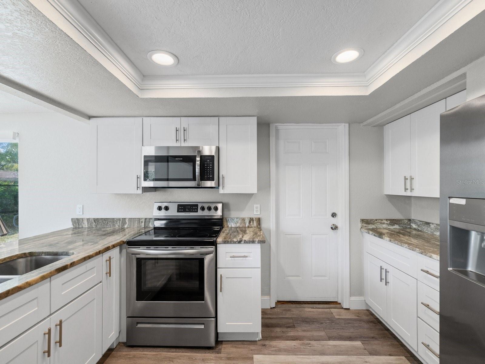 EMBASSY HILLS - Residential