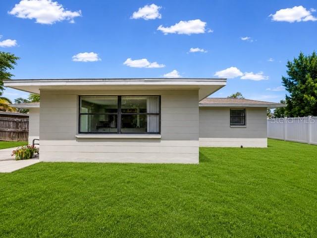 EMBASSY HILLS - Residential