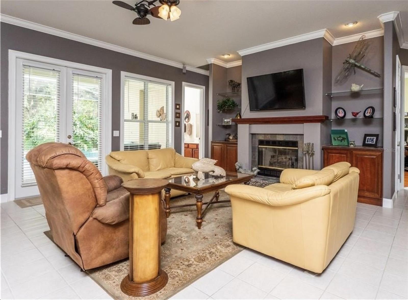 GOLD LEAF - Residential Lease