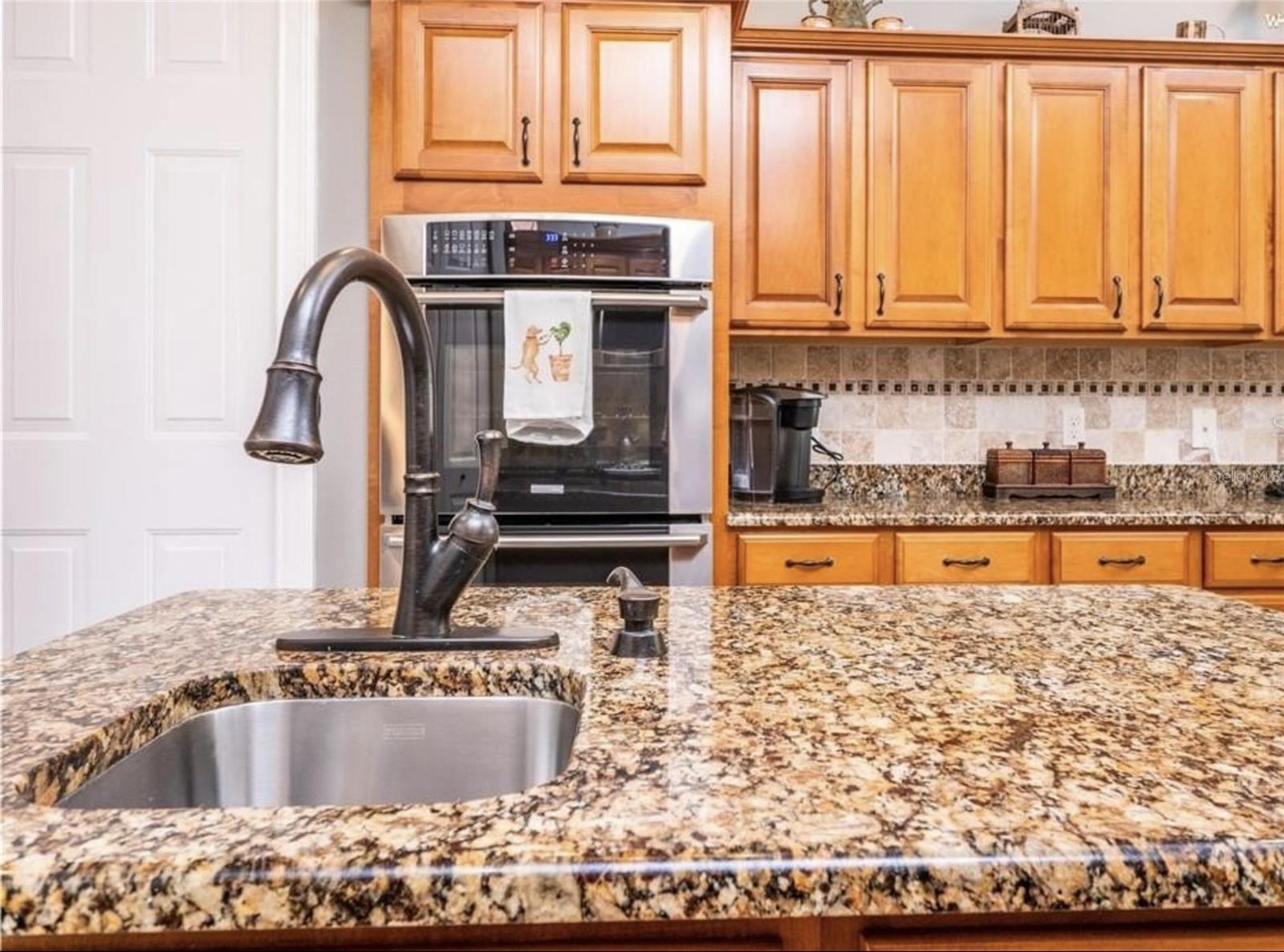 GOLD LEAF - Residential Lease