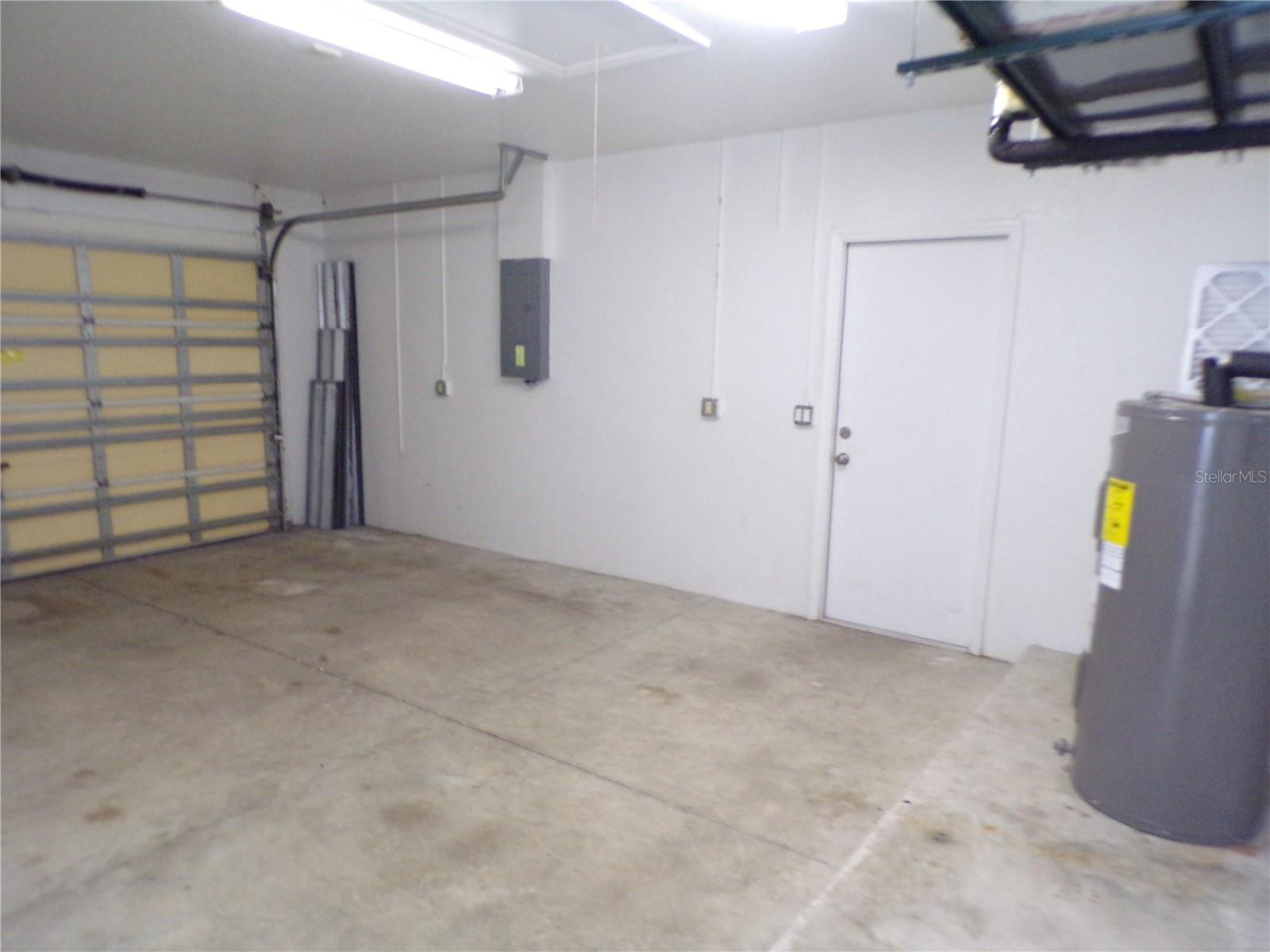 PEACE RIVER SHORES - Residential Lease