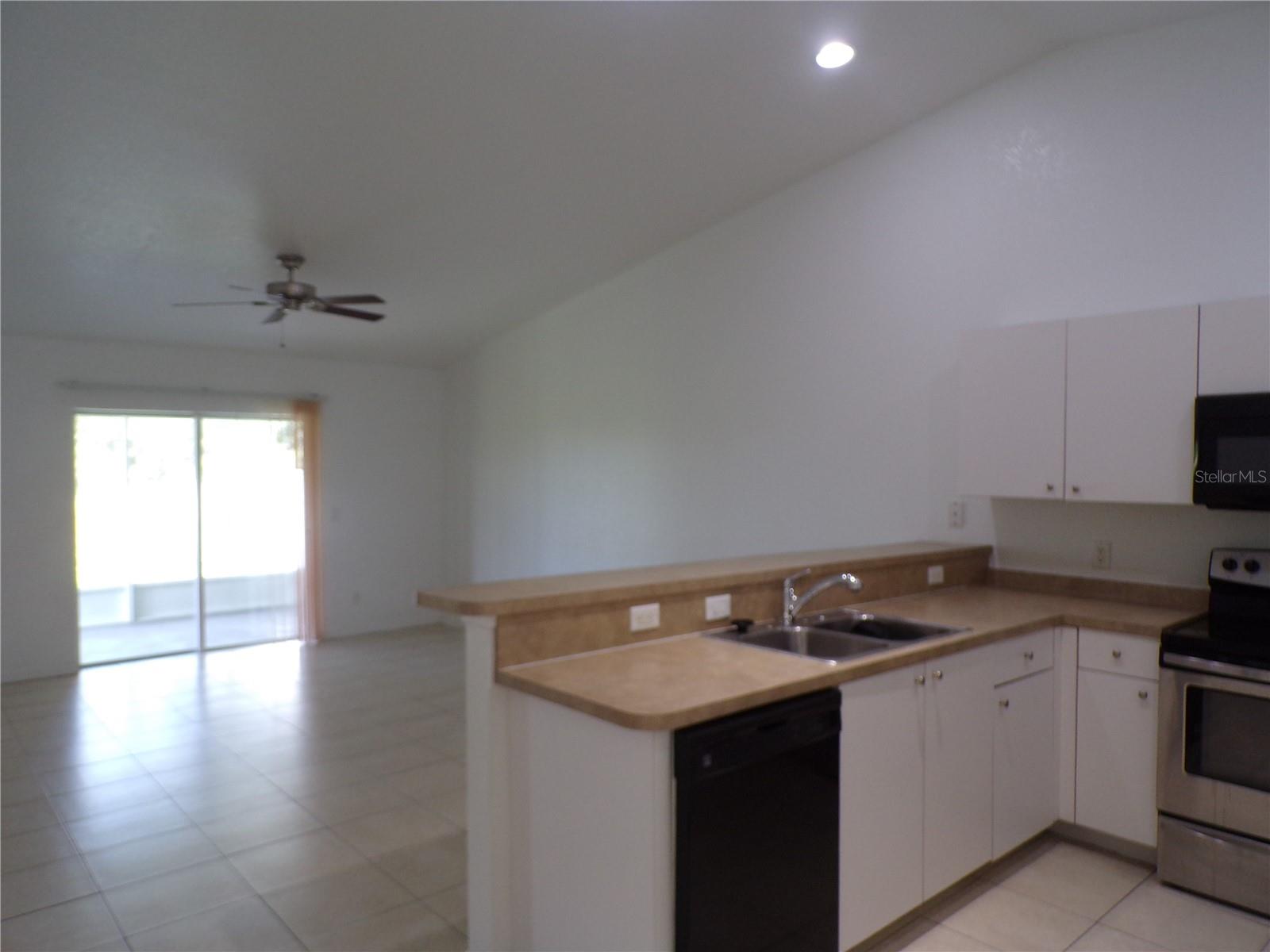 PEACE RIVER SHORES - Residential Lease