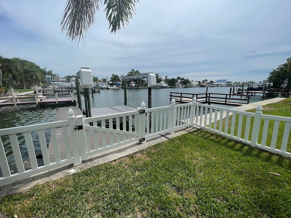CAPRI ISLE SUB - Residential
