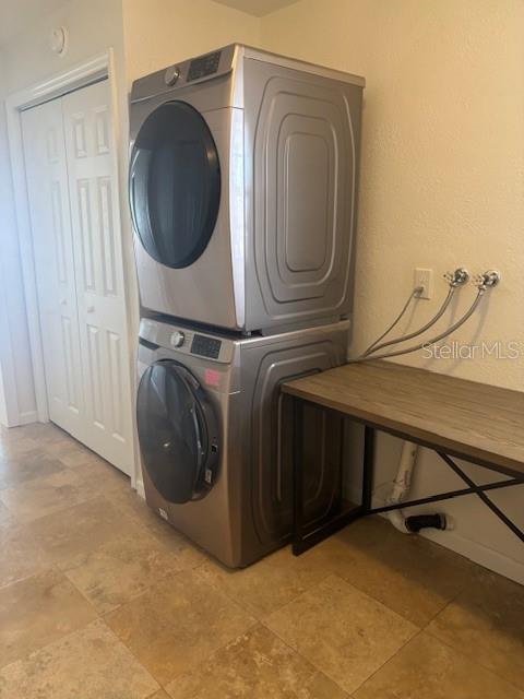 CAPRI ISLE SUB - Residential