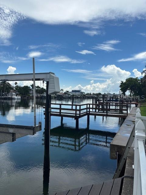 CAPRI ISLE SUB - Residential