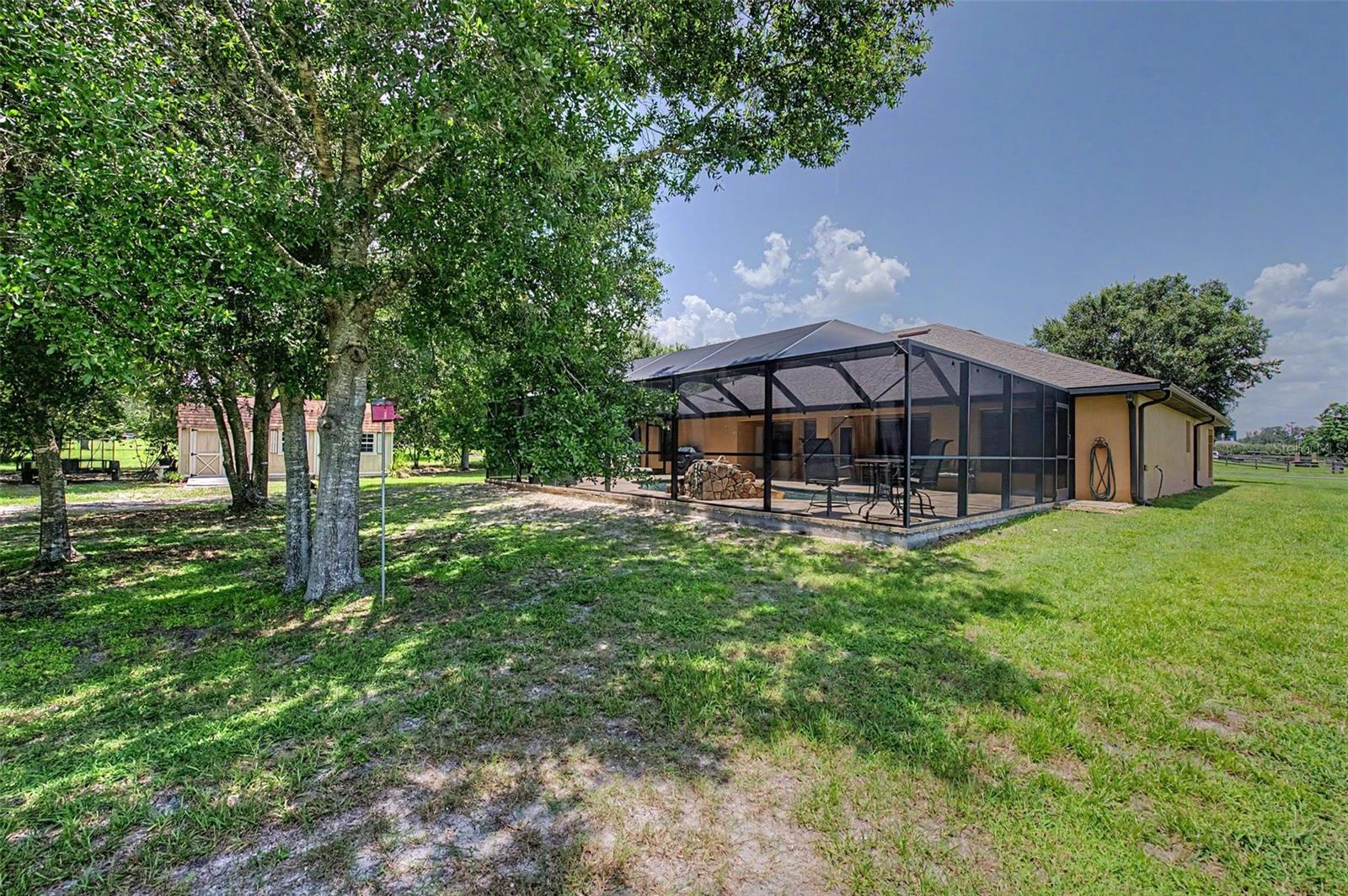 AUSTIN WOODS - Residential