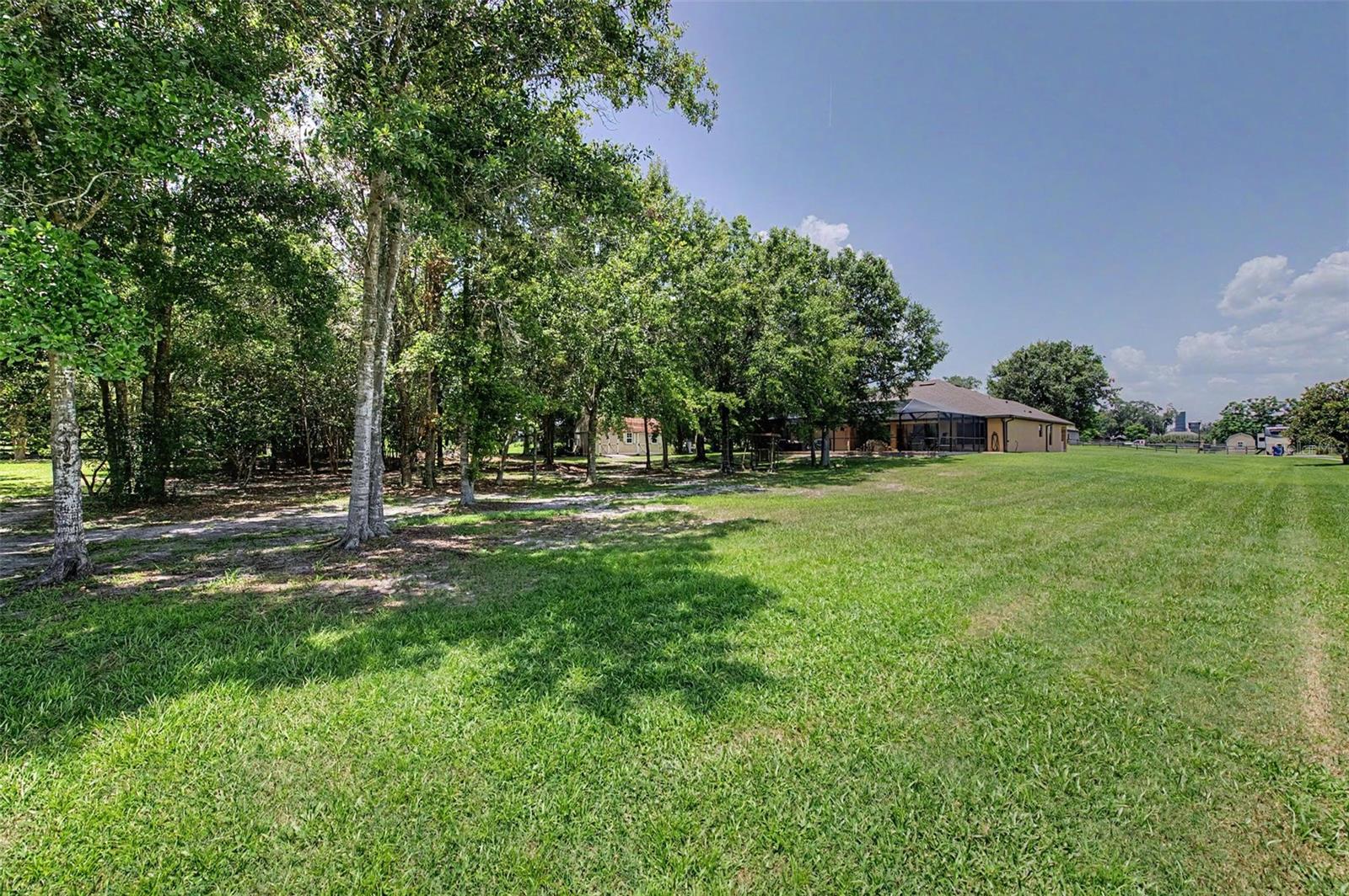 AUSTIN WOODS - Residential