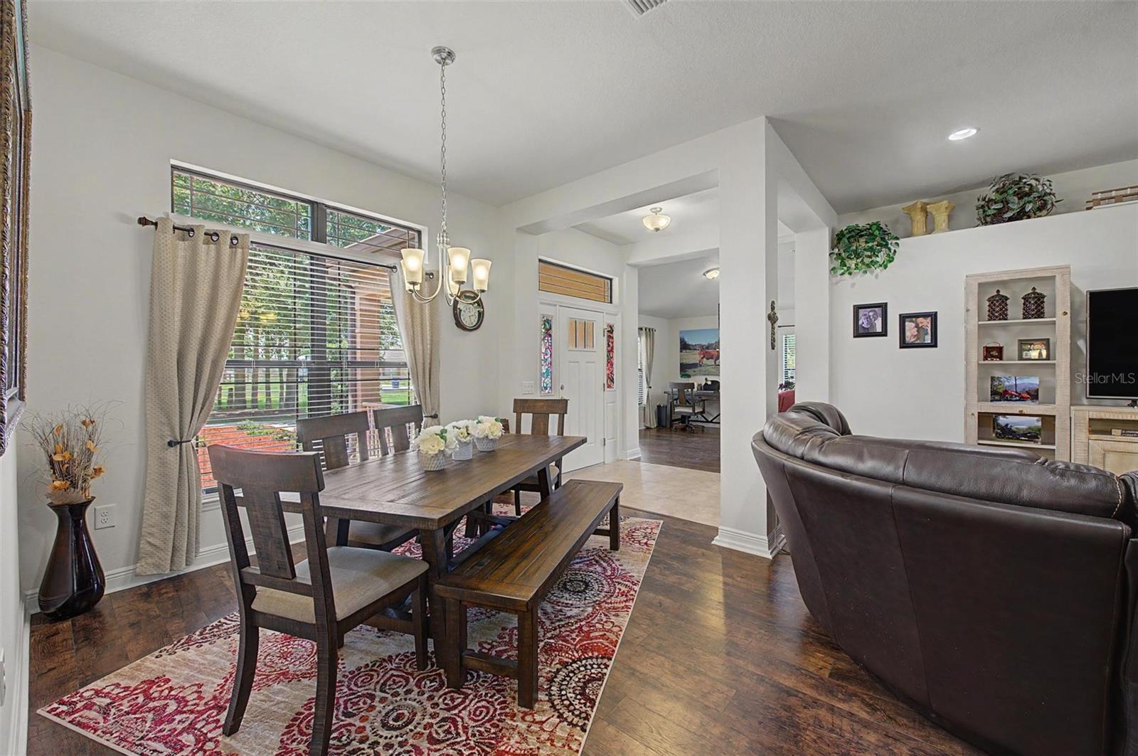 AUSTIN WOODS - Residential
