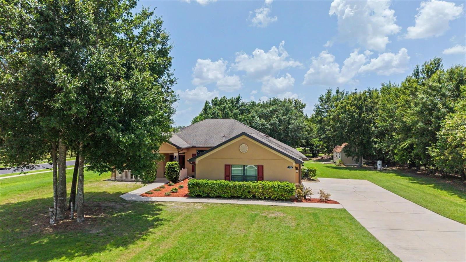 AUSTIN WOODS - Residential