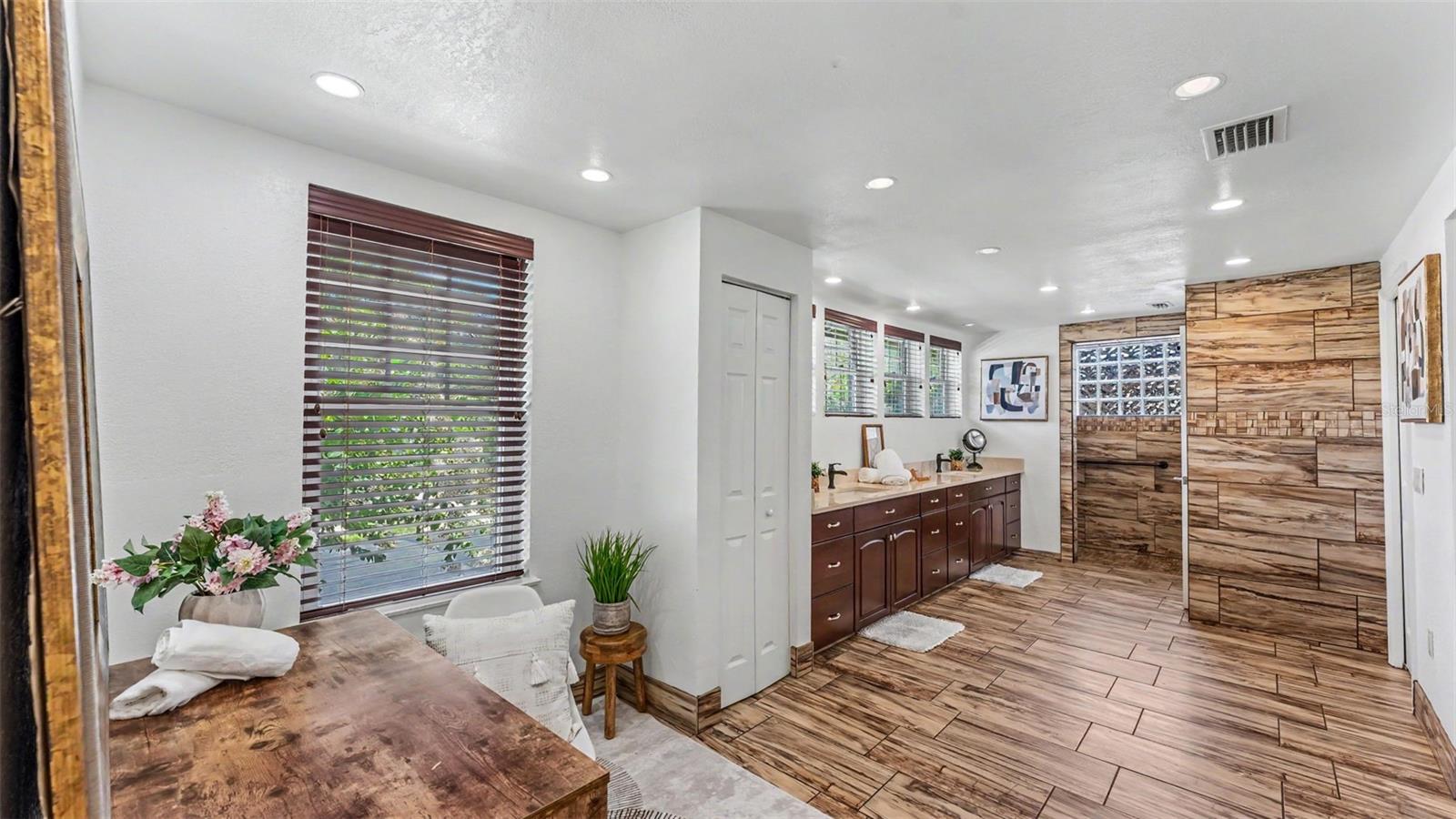 PARKHILL ADD - Residential