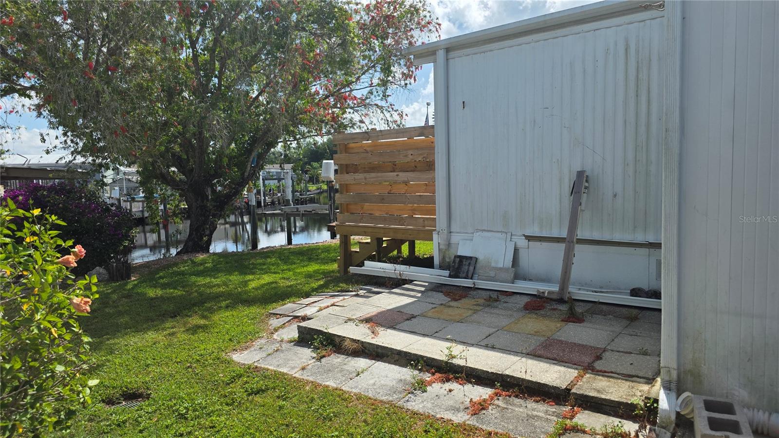 LAZY LAGOON MOB HME PARK COOP - Residential