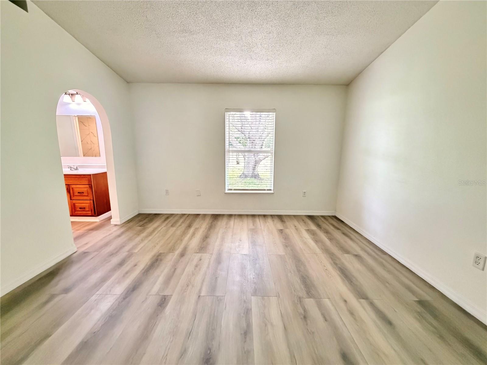 WOODBURY PINES - Residential