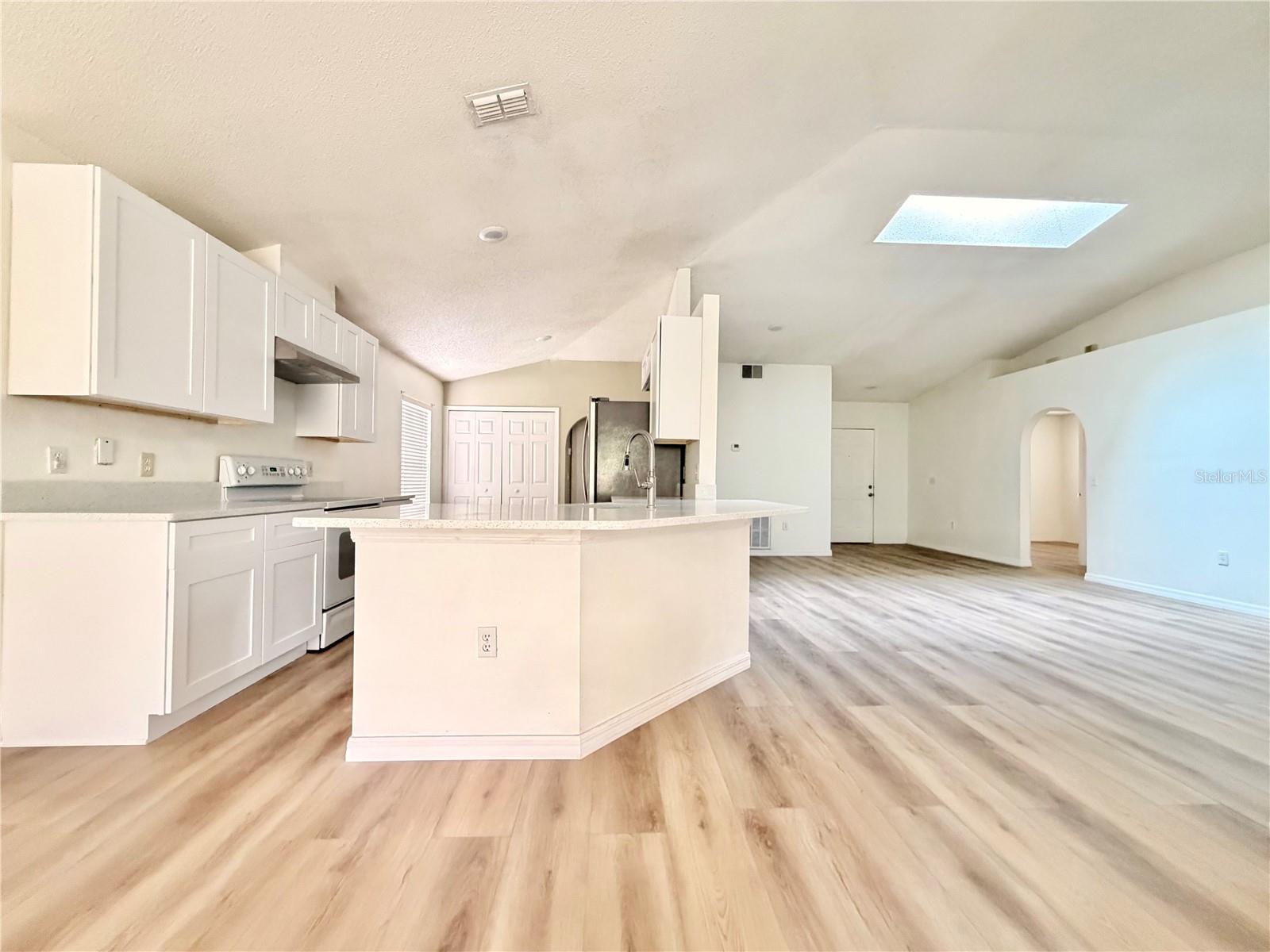 WOODBURY PINES - Residential