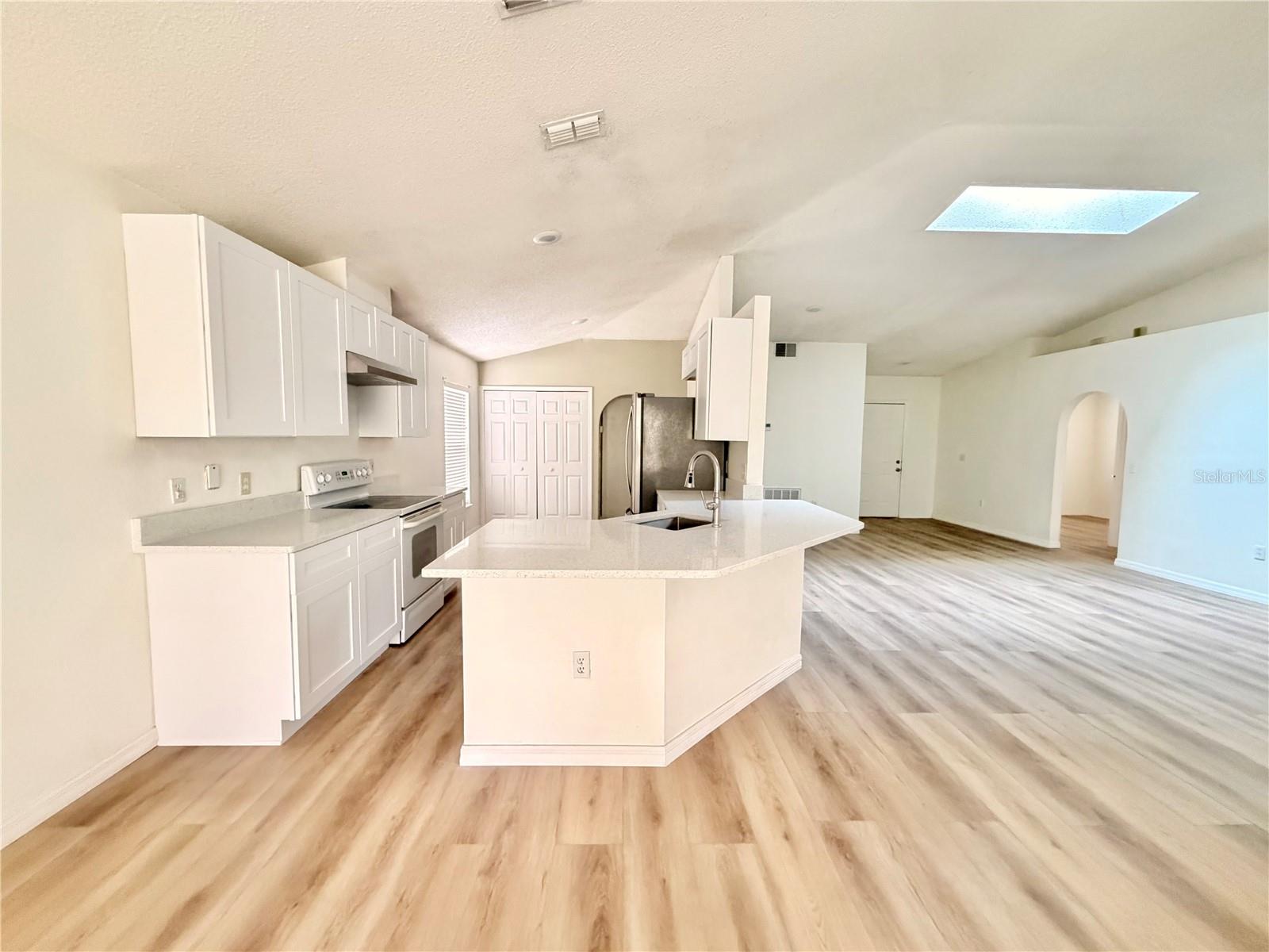 WOODBURY PINES - Residential
