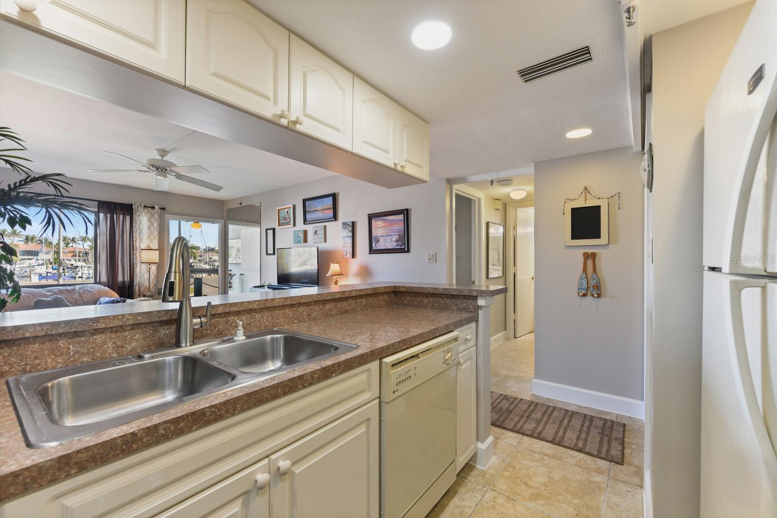 KEEL CLUB CONDO - Residential
