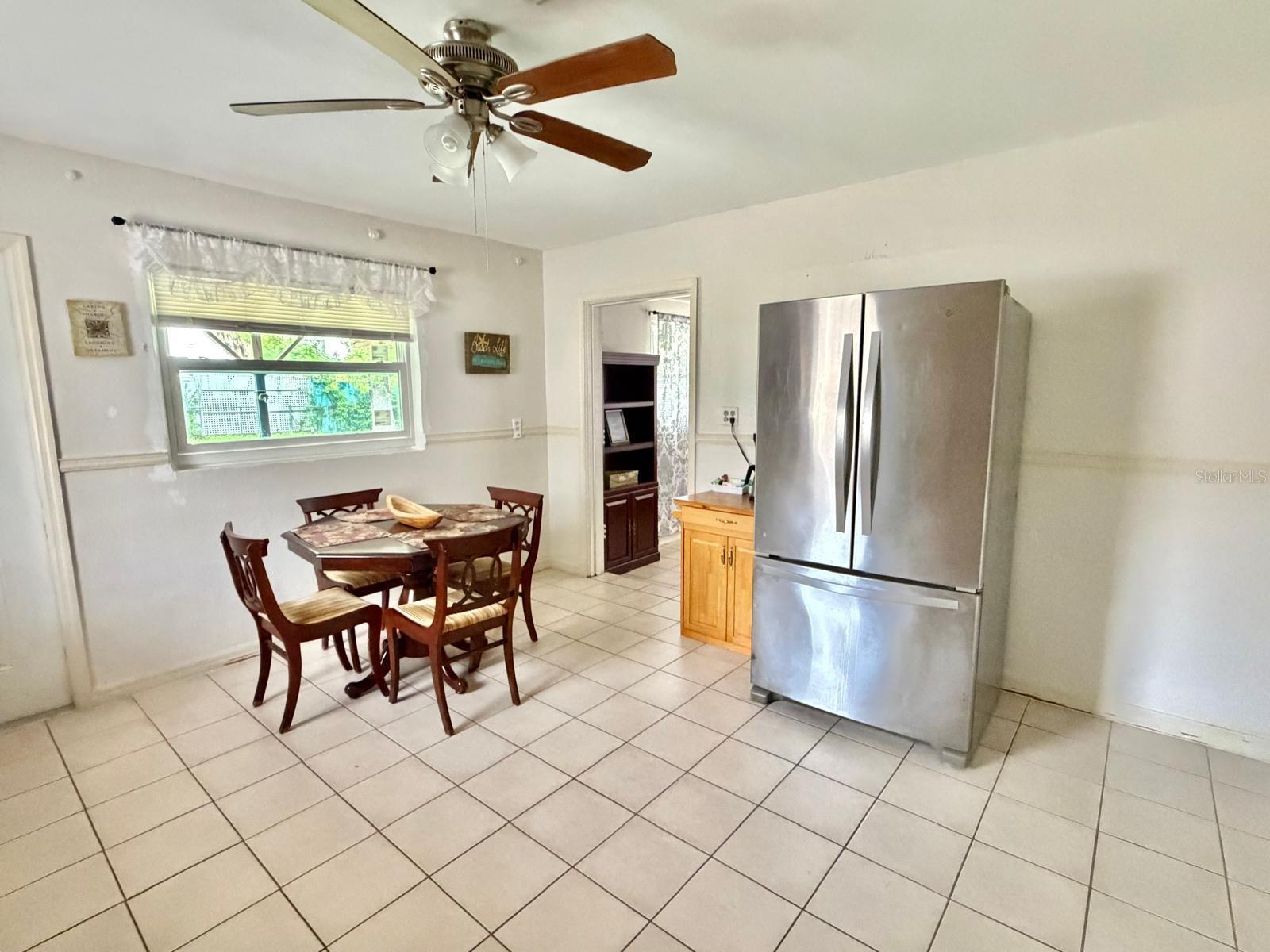 GLENDALE HEIGHTS - Residential Lease