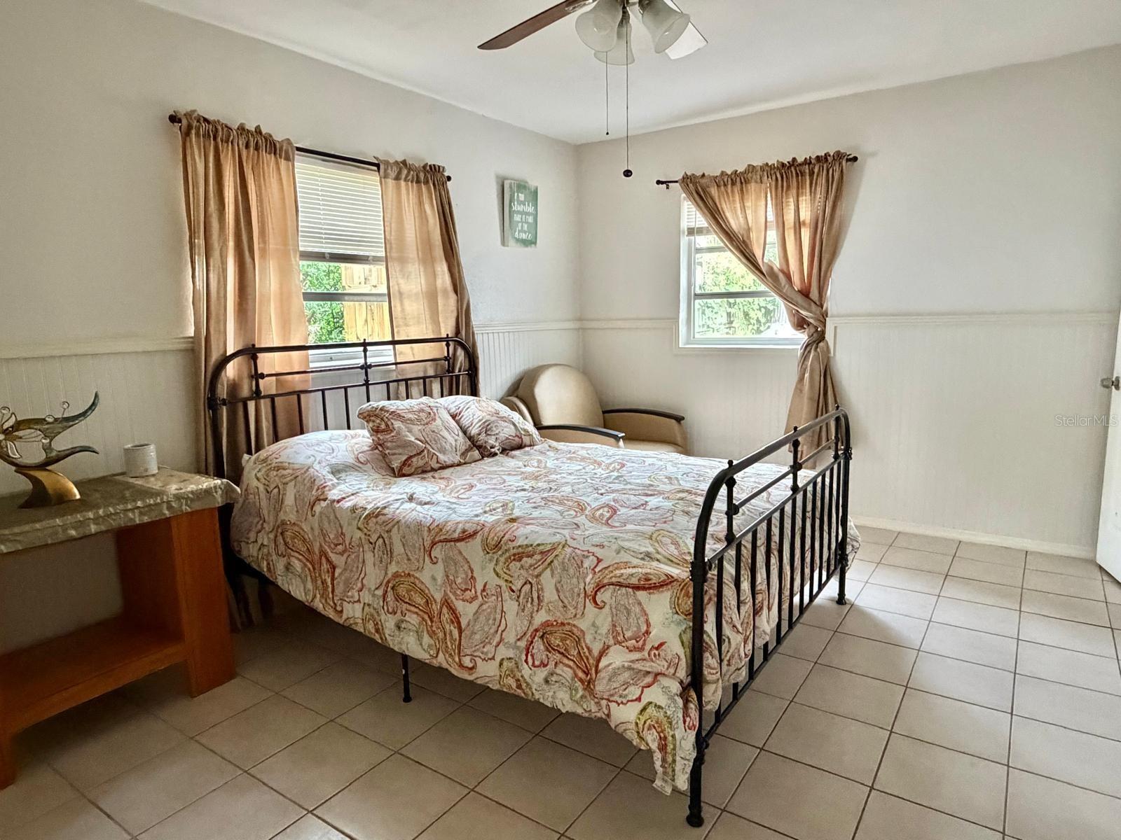 GLENDALE HEIGHTS - Residential Lease
