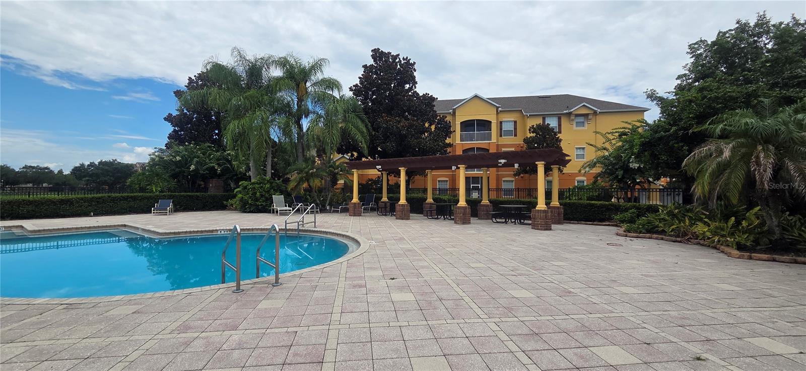HORIZONS/VISTA LAKES PH 03 - Residential Lease