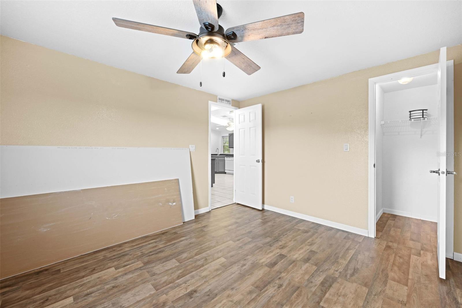 ACREAGE - Residential