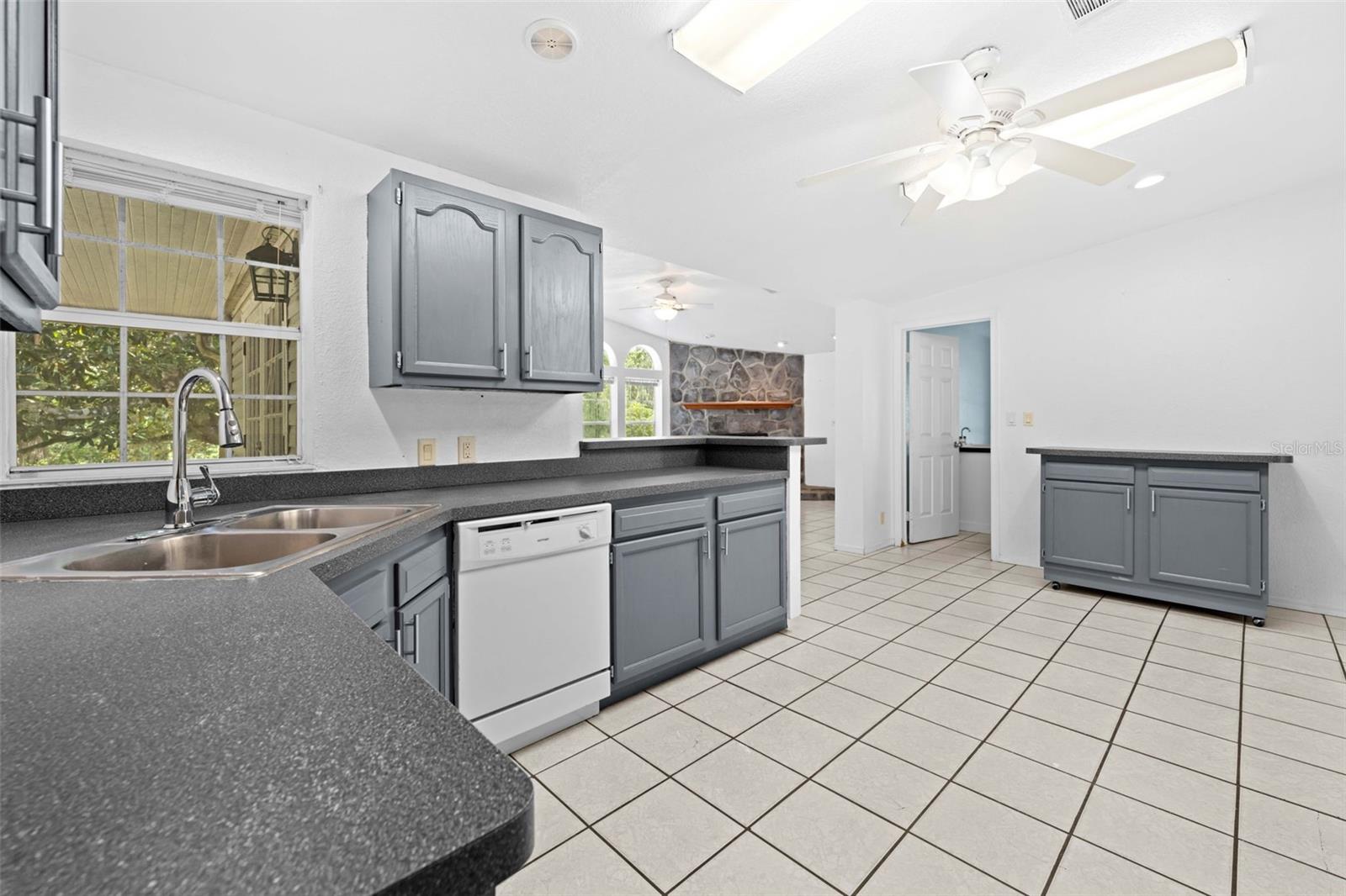 ACREAGE - Residential