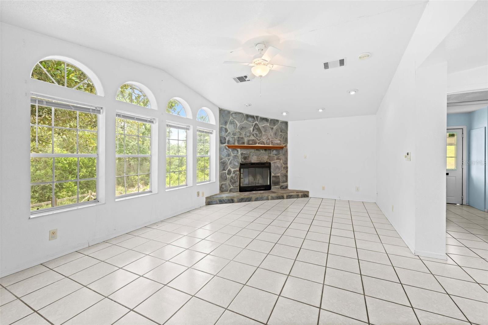 ACREAGE - Residential