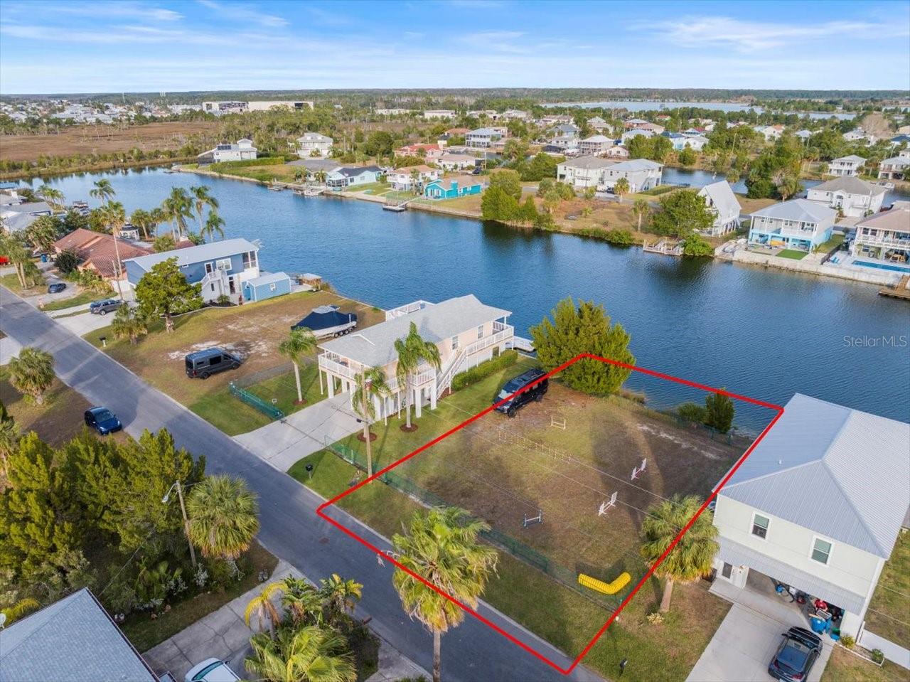 HERNANDO BEACH - Land
