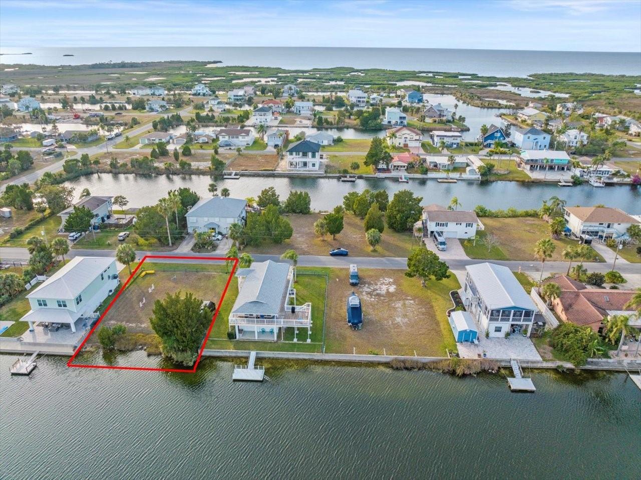HERNANDO BEACH - Land