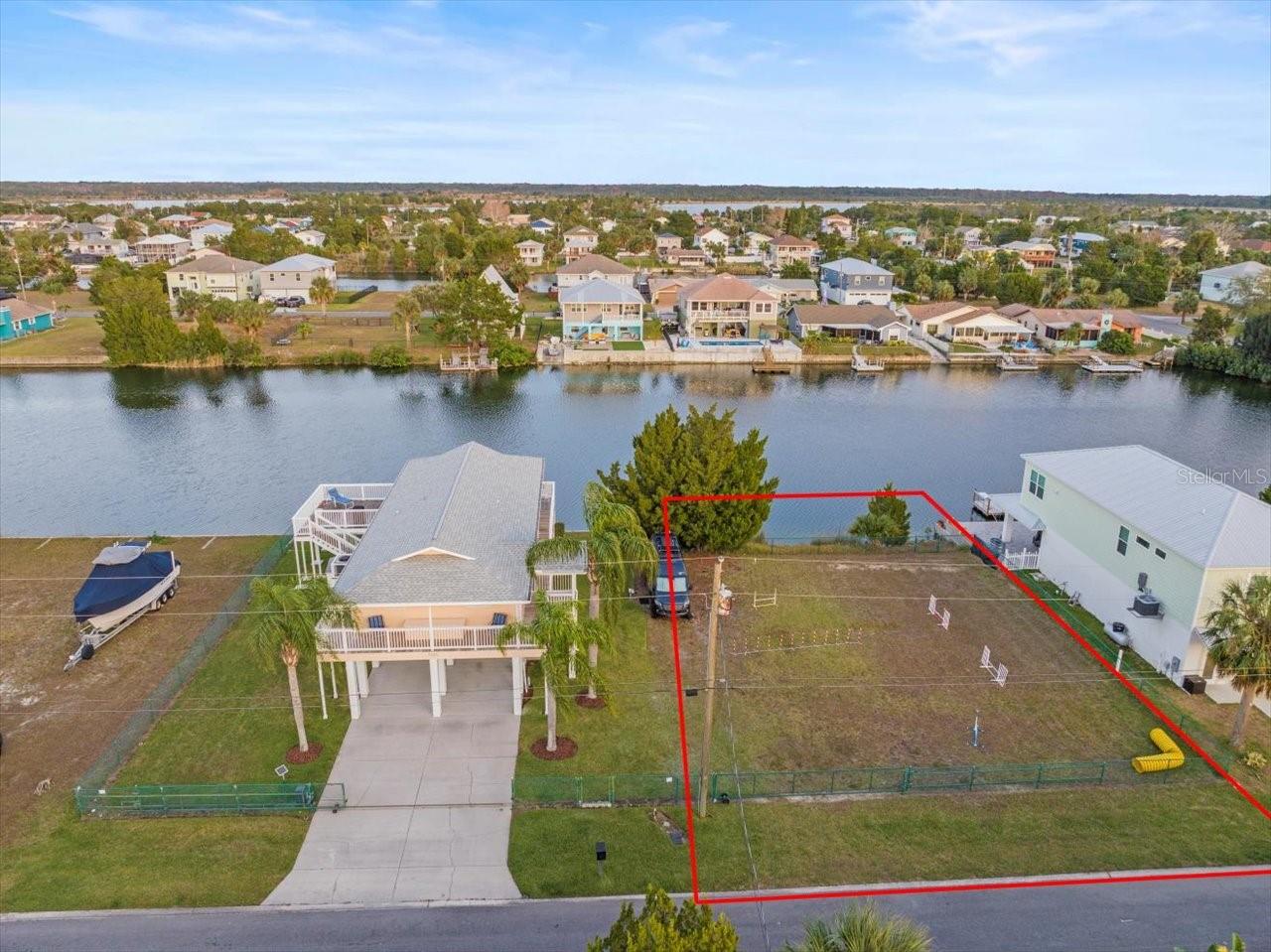 HERNANDO BEACH - Land