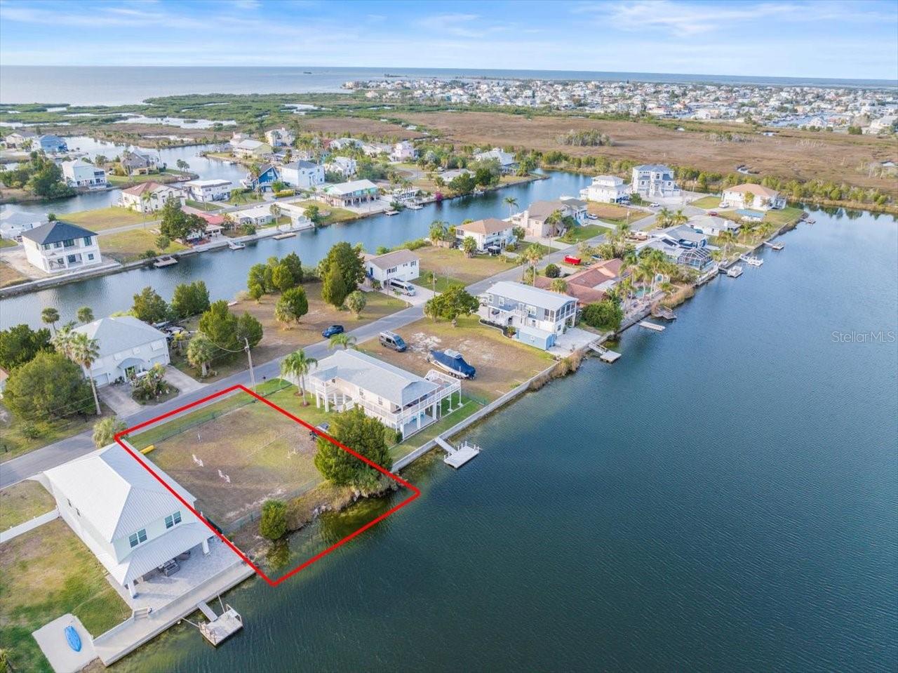 HERNANDO BEACH - Land