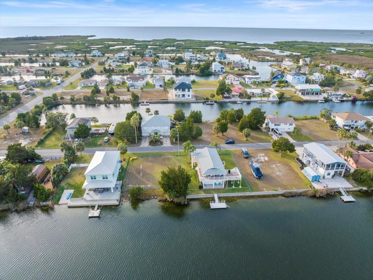 HERNANDO BEACH - Land