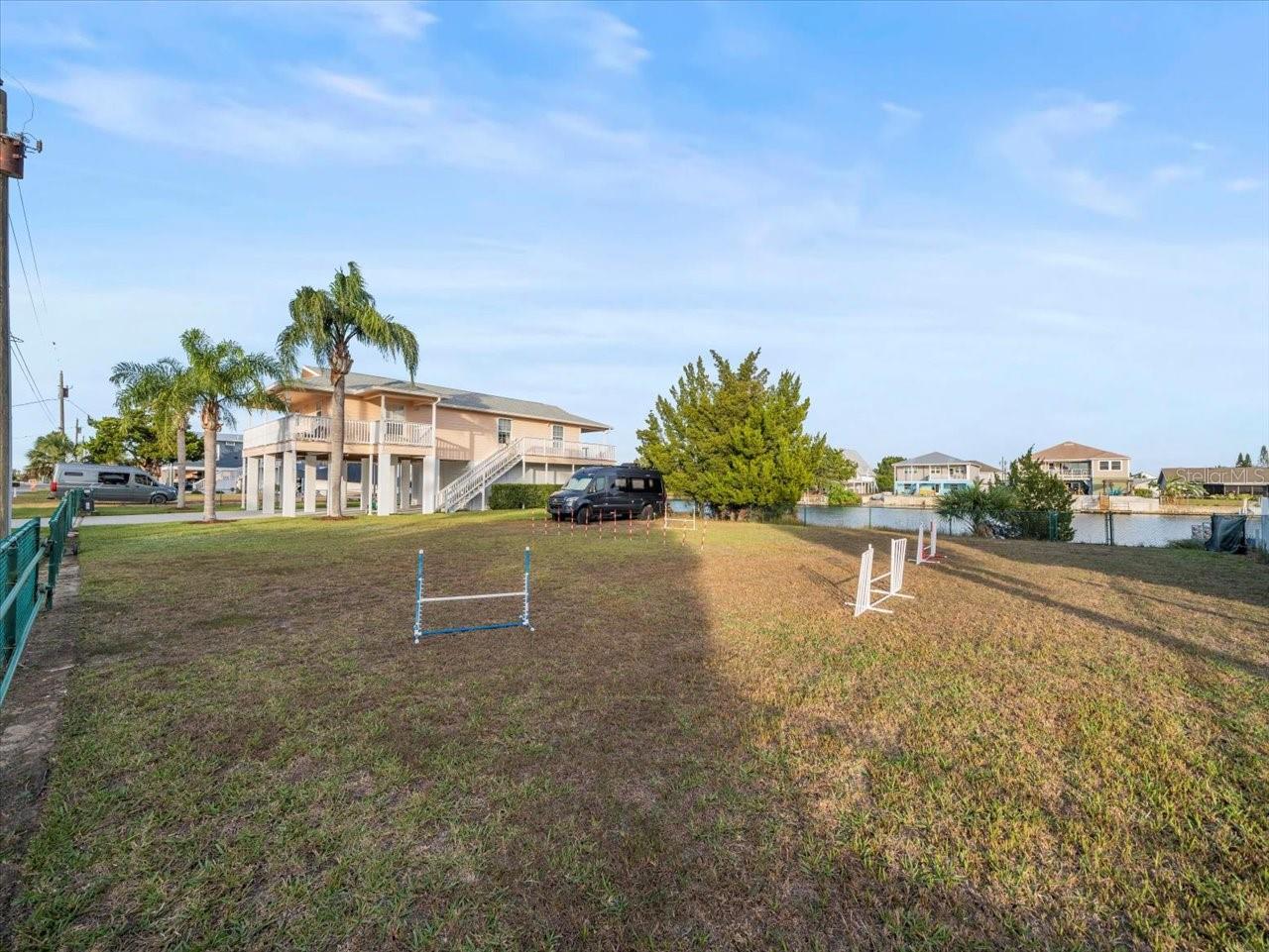 HERNANDO BEACH - Land