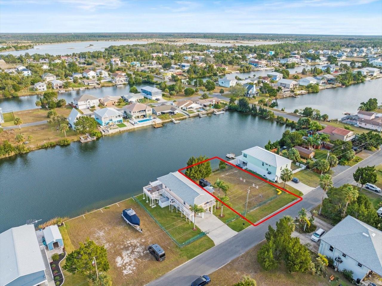 HERNANDO BEACH - Land