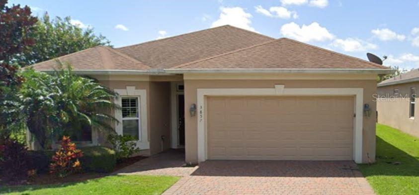 Location doesn't get any better! Centrally located in the heart of Port Orange and only 13 minutes to the World's Most Famous Beach. Short distance to all shopping, restaurants, and conveniently located to parks and hospital. Split plan offering four bedrooms and two full baths. Known for its massive gourmet kitchen with granite countertops, custom backsplash, island and breakfast bar, inside laundry room, screened-in porch, plantation shutters, double French doors in one of the bedrooms and screened porch. You will love the paver driveway, fenced yard and the concrete block construction.