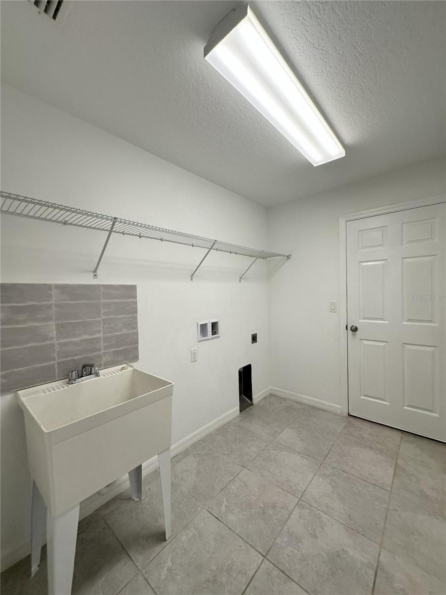 PALM COAST SEC 35 - Residential Lease