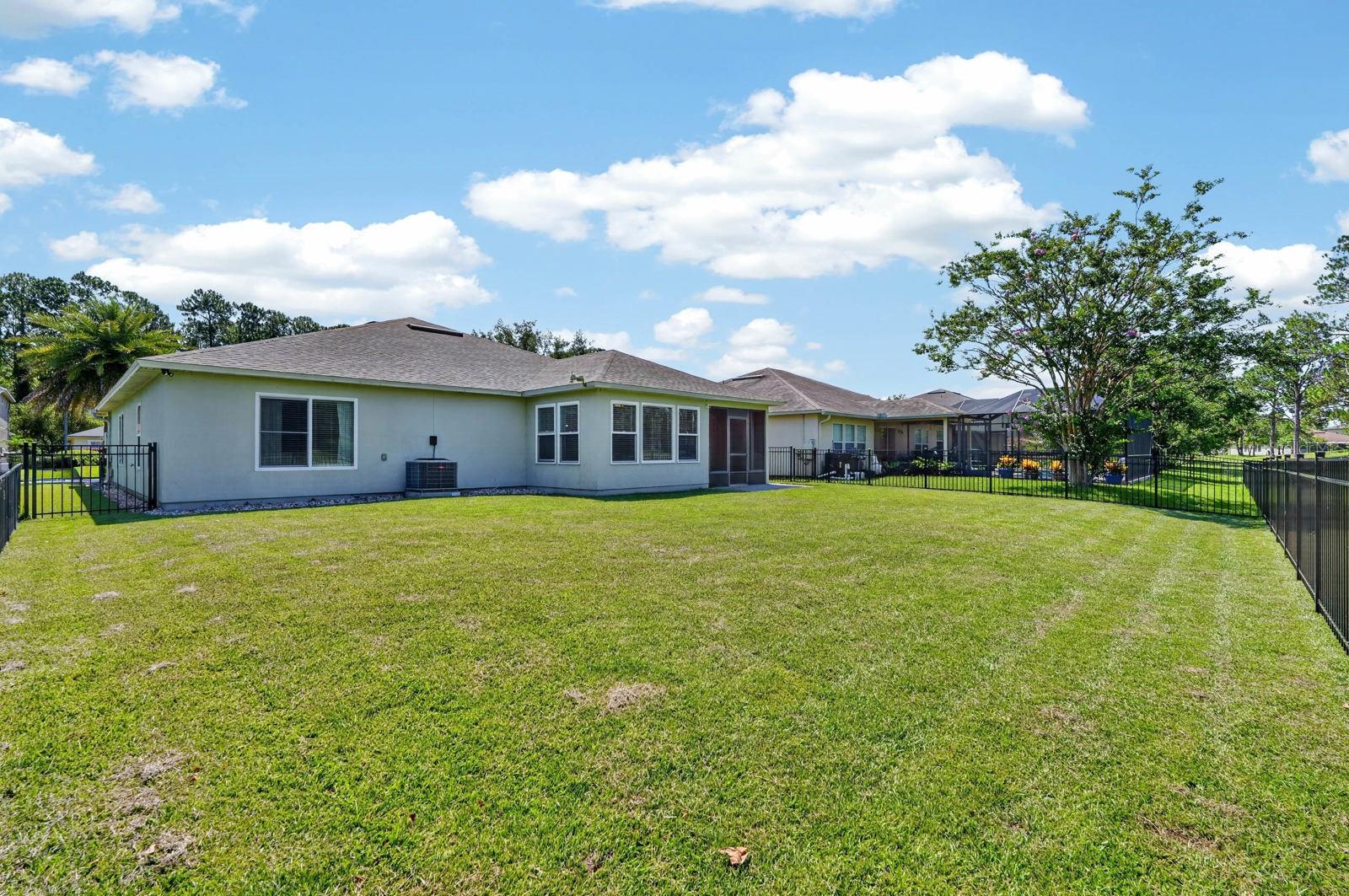 CYPRESS LAKES - Residential
