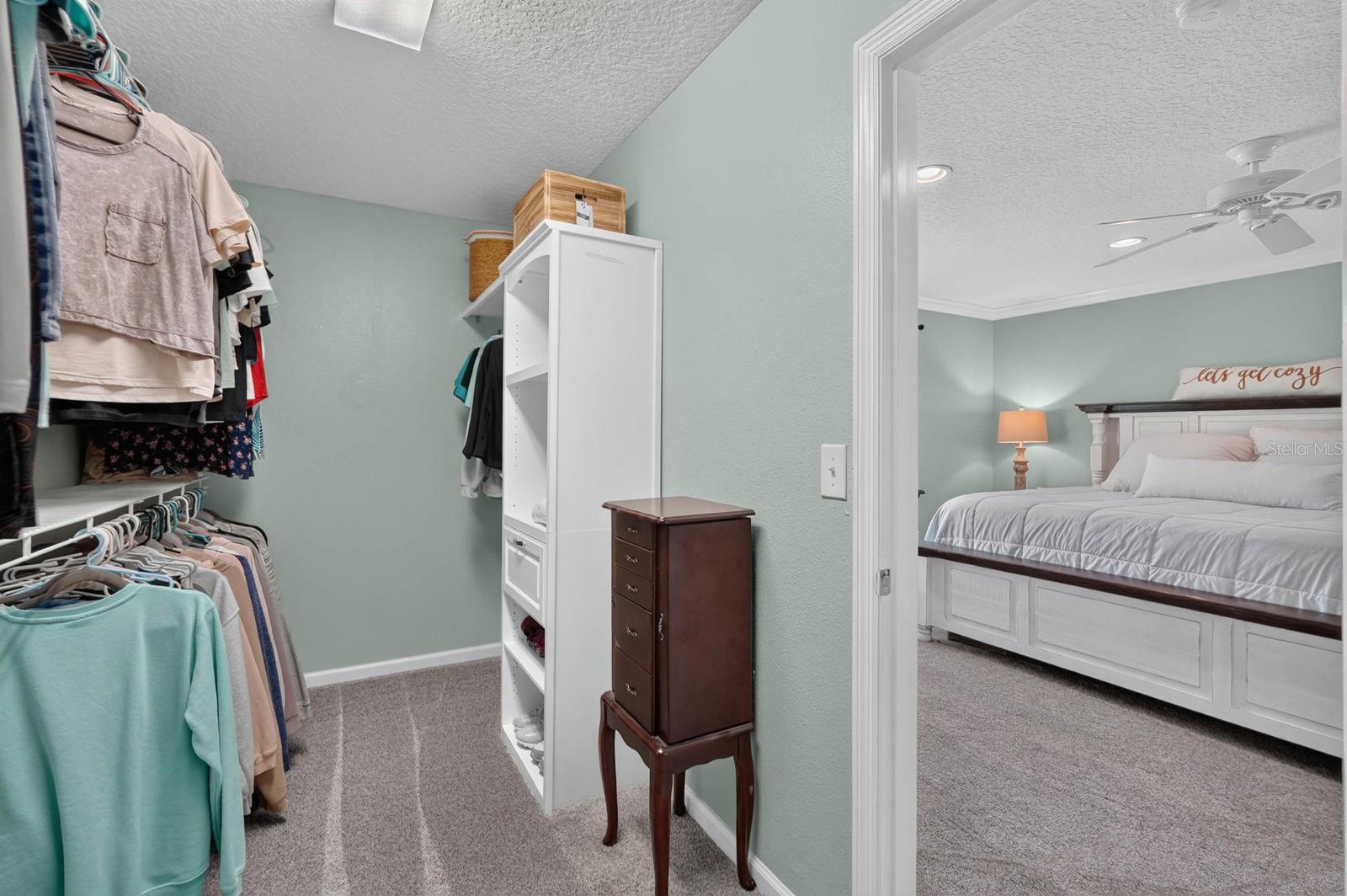 CYPRESS LAKES - Residential