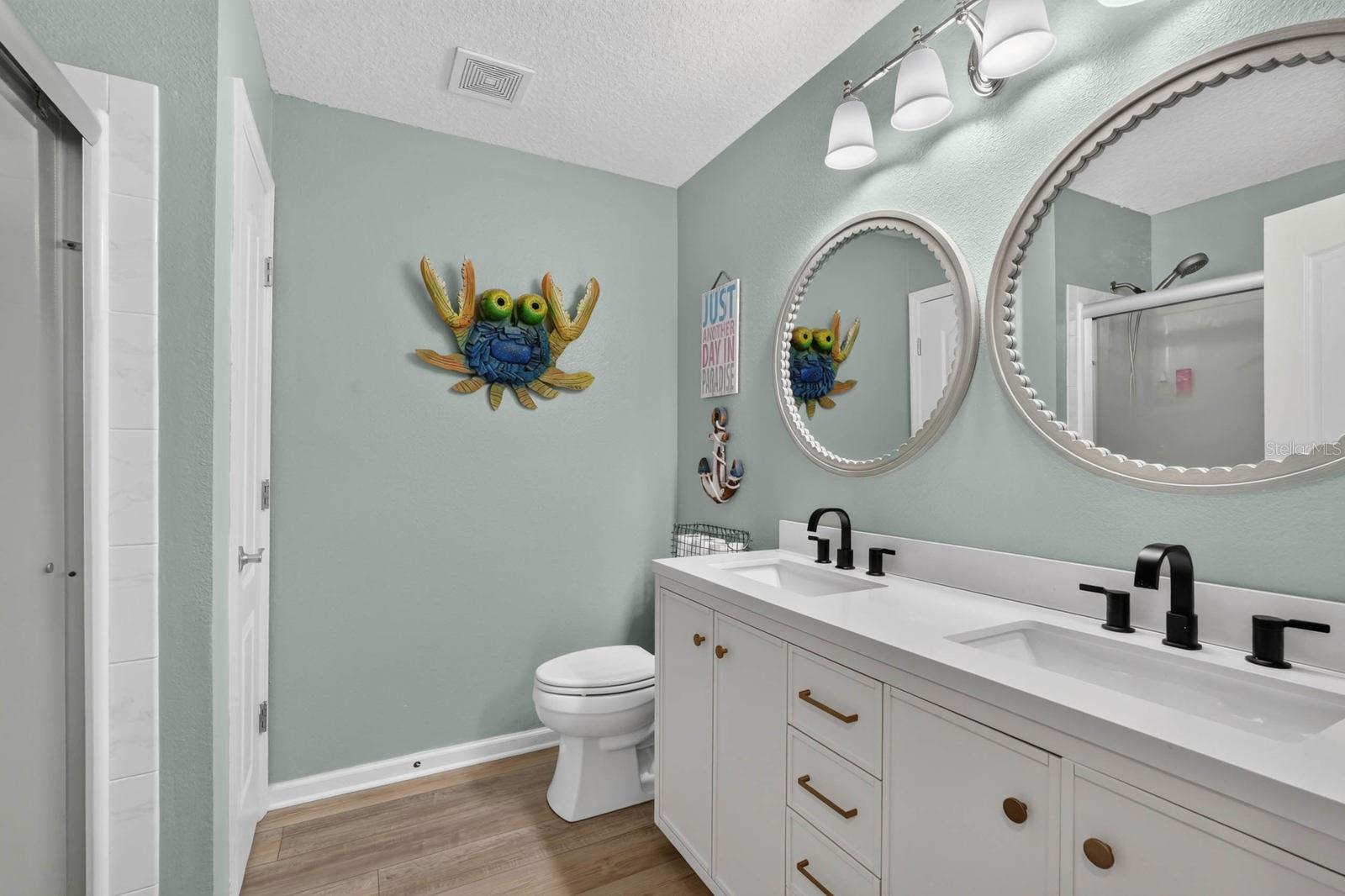 CYPRESS LAKES - Residential