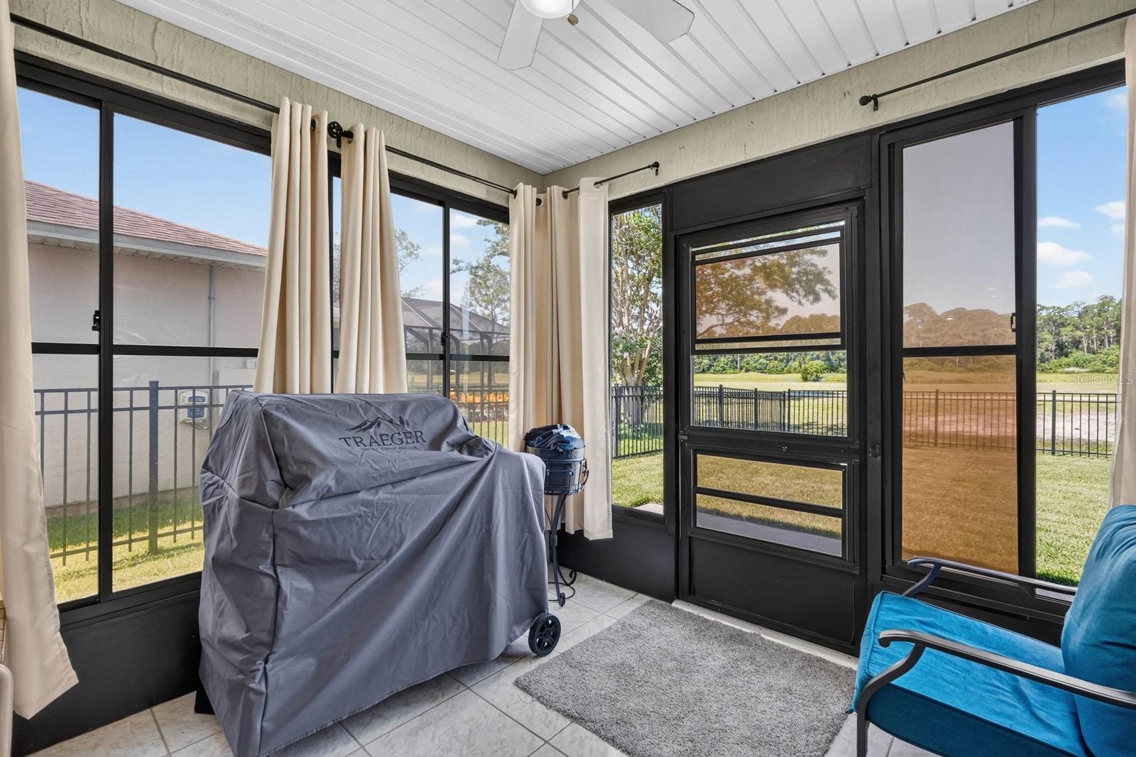 CYPRESS LAKES - Residential
