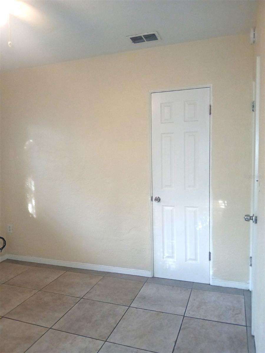GORSUCH & HUTCHINSON - Residential Lease