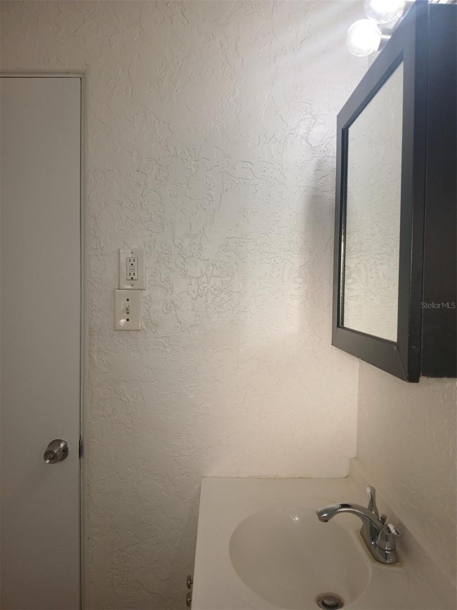 GORSUCH & HUTCHINSON - Residential Lease