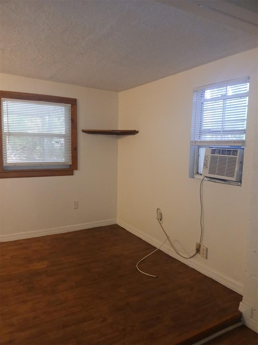 GORSUCH & HUTCHINSON - Residential Lease