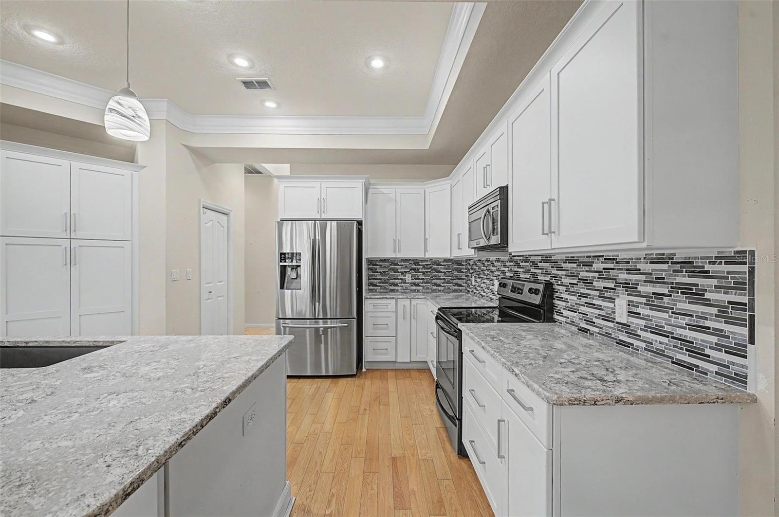 SILVERTHORN PH 1 - Residential