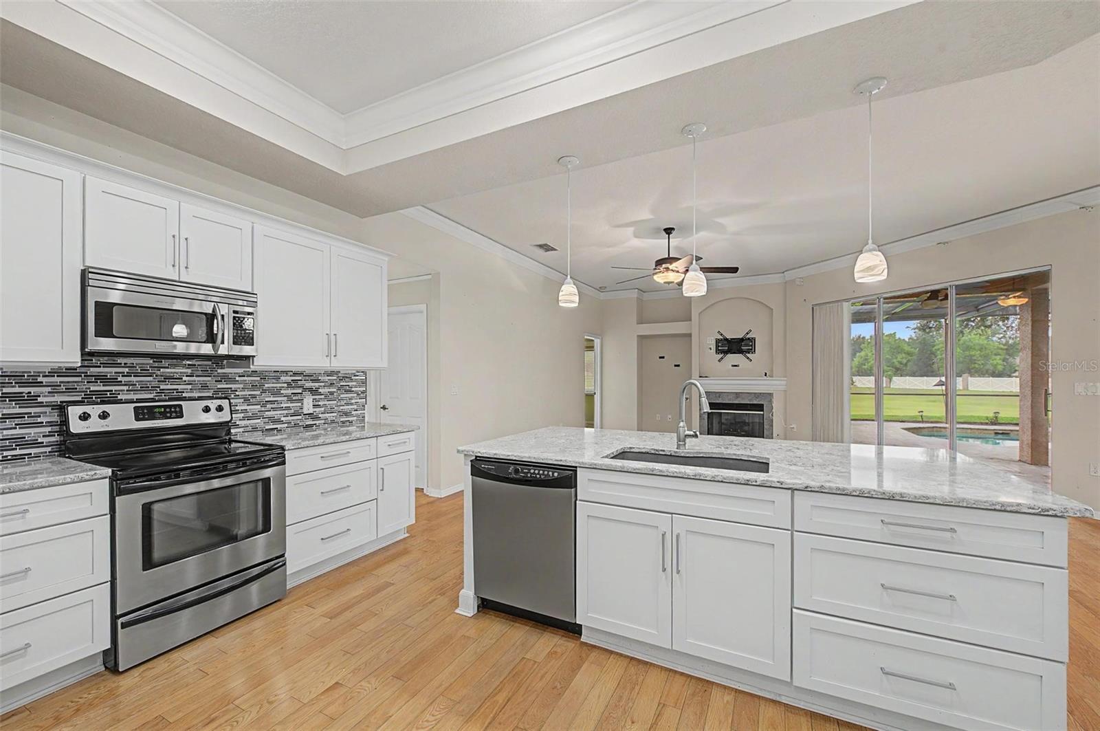 SILVERTHORN PH 1 - Residential