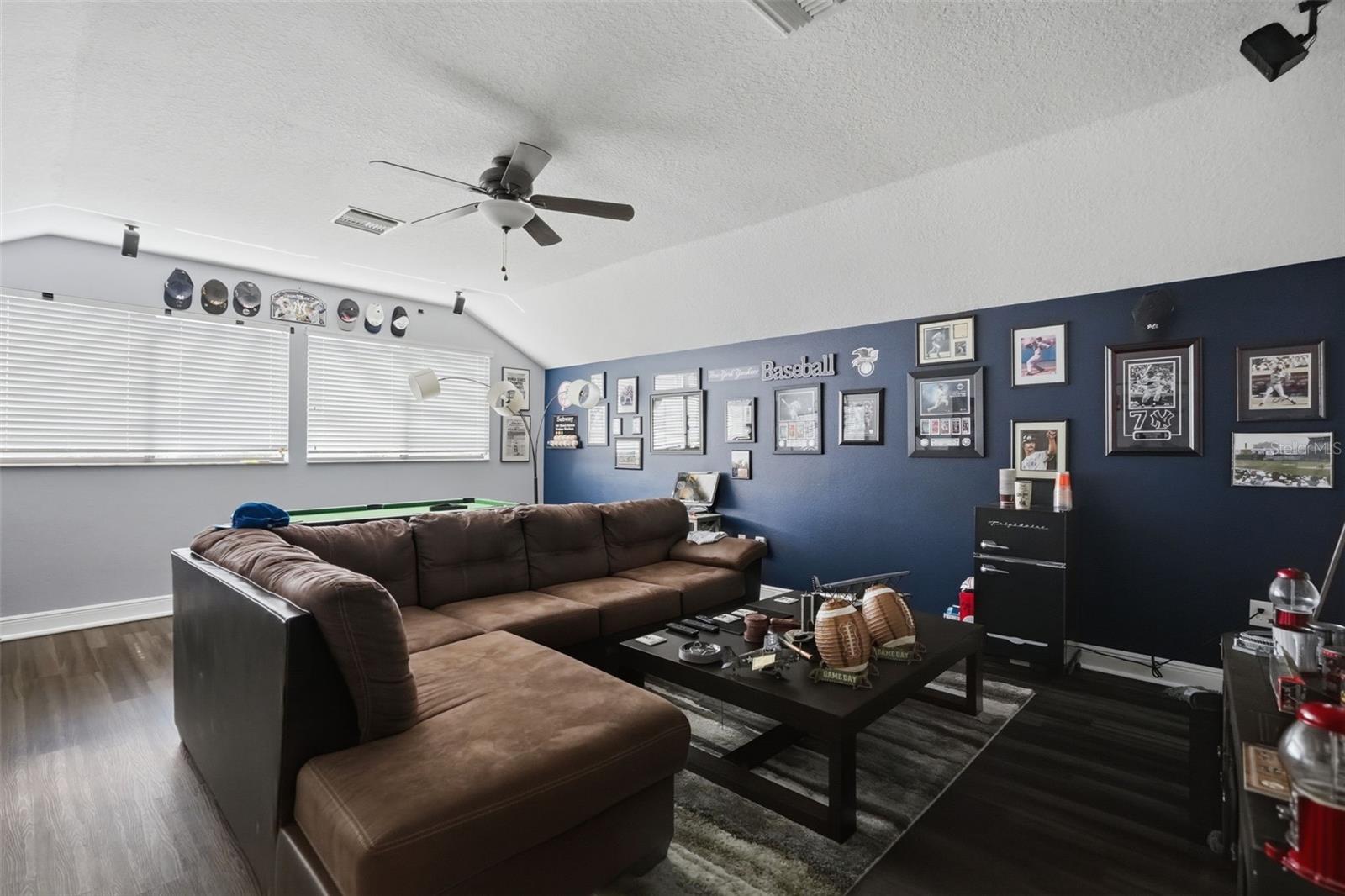 CROWN POINTE - Residential