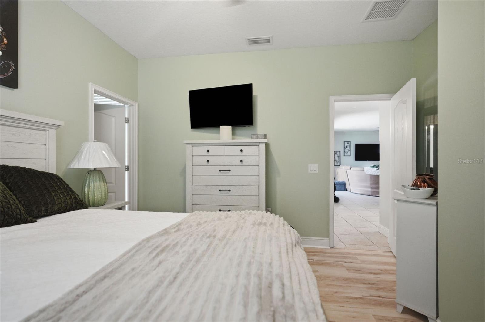 CROWN POINTE - Residential