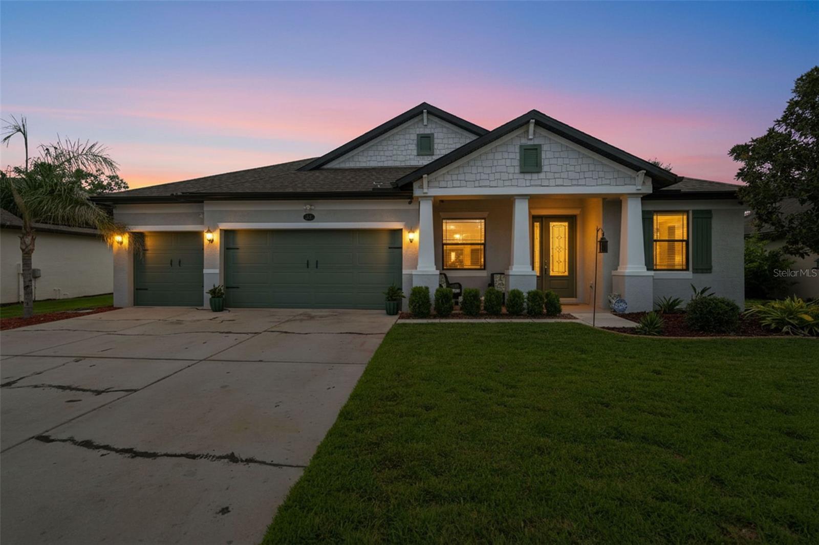 CROWN POINTE - Residential