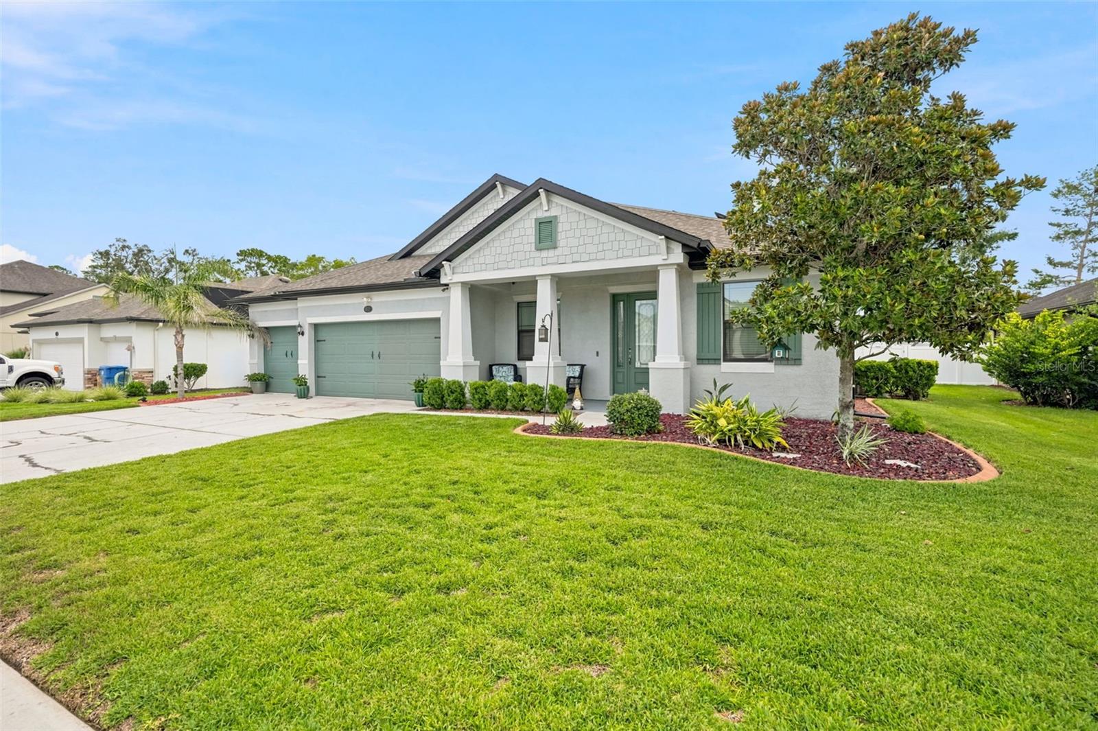 CROWN POINTE - Residential