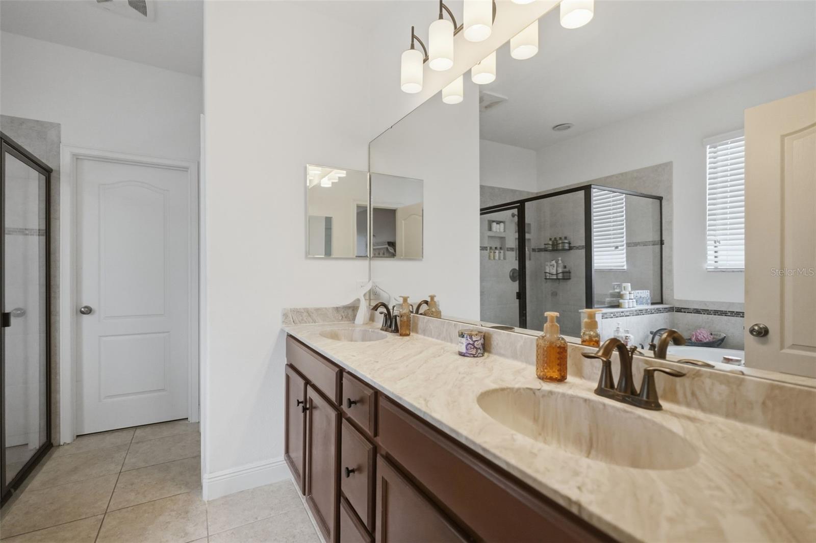 CROWN POINTE - Residential